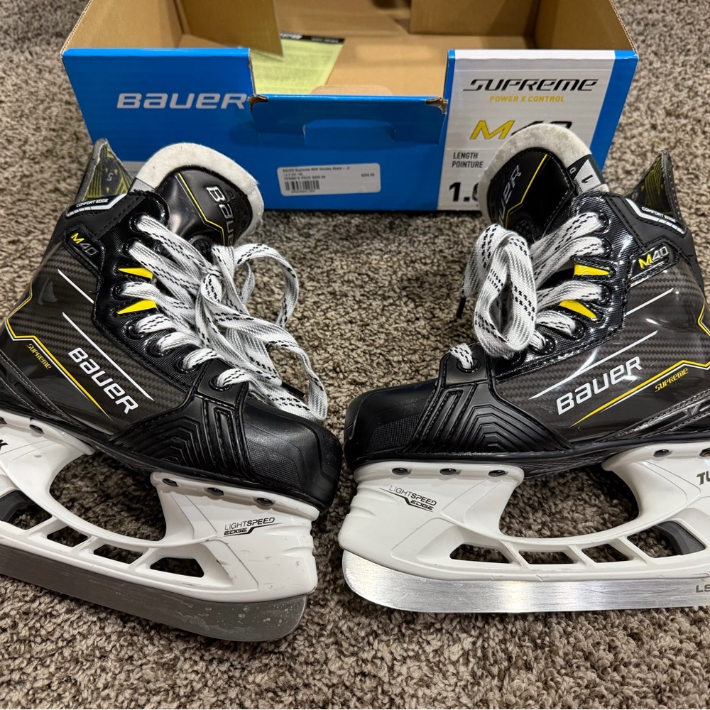 BAUER SUPREME M40 YOUTH ICE HOCKEY SKATES 1.0 D